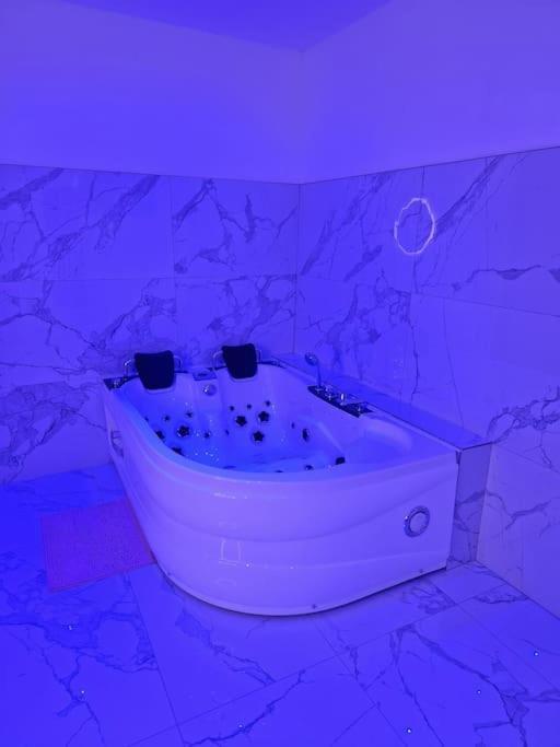 Maison Chic Avec Jacuzzi Nogent Sur Oise Yaospa60 المظهر الخارجي الصورة