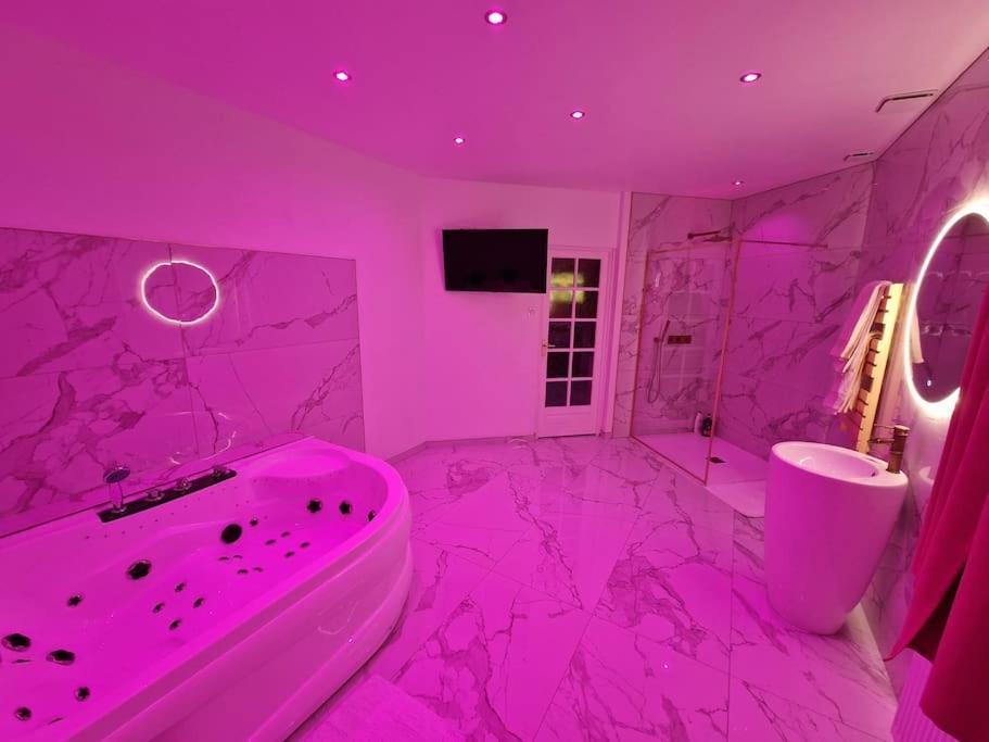 Maison Chic Avec Jacuzzi Nogent Sur Oise Yaospa60 المظهر الخارجي الصورة
