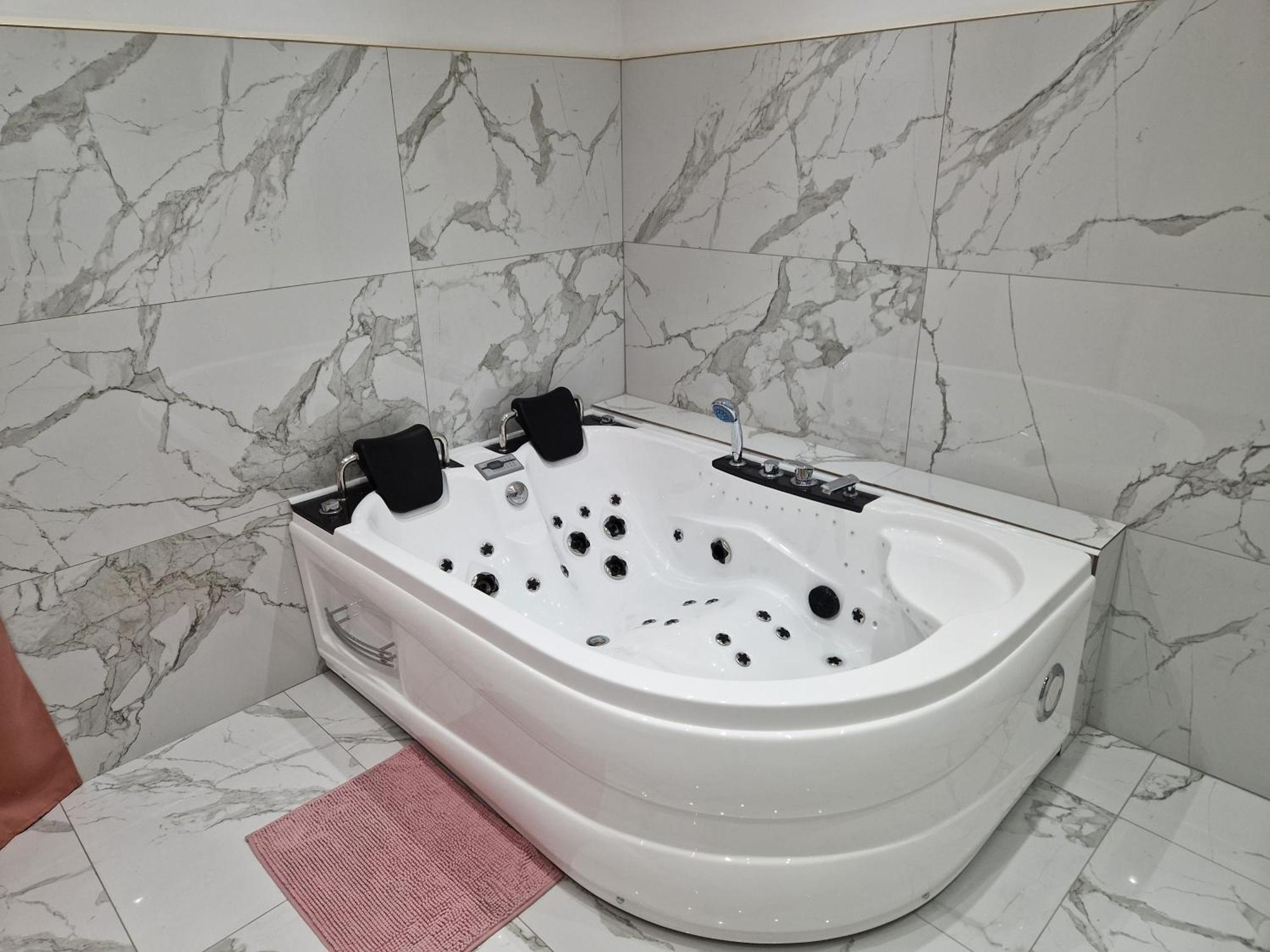 Maison Chic Avec Jacuzzi Nogent Sur Oise Yaospa60 المظهر الخارجي الصورة