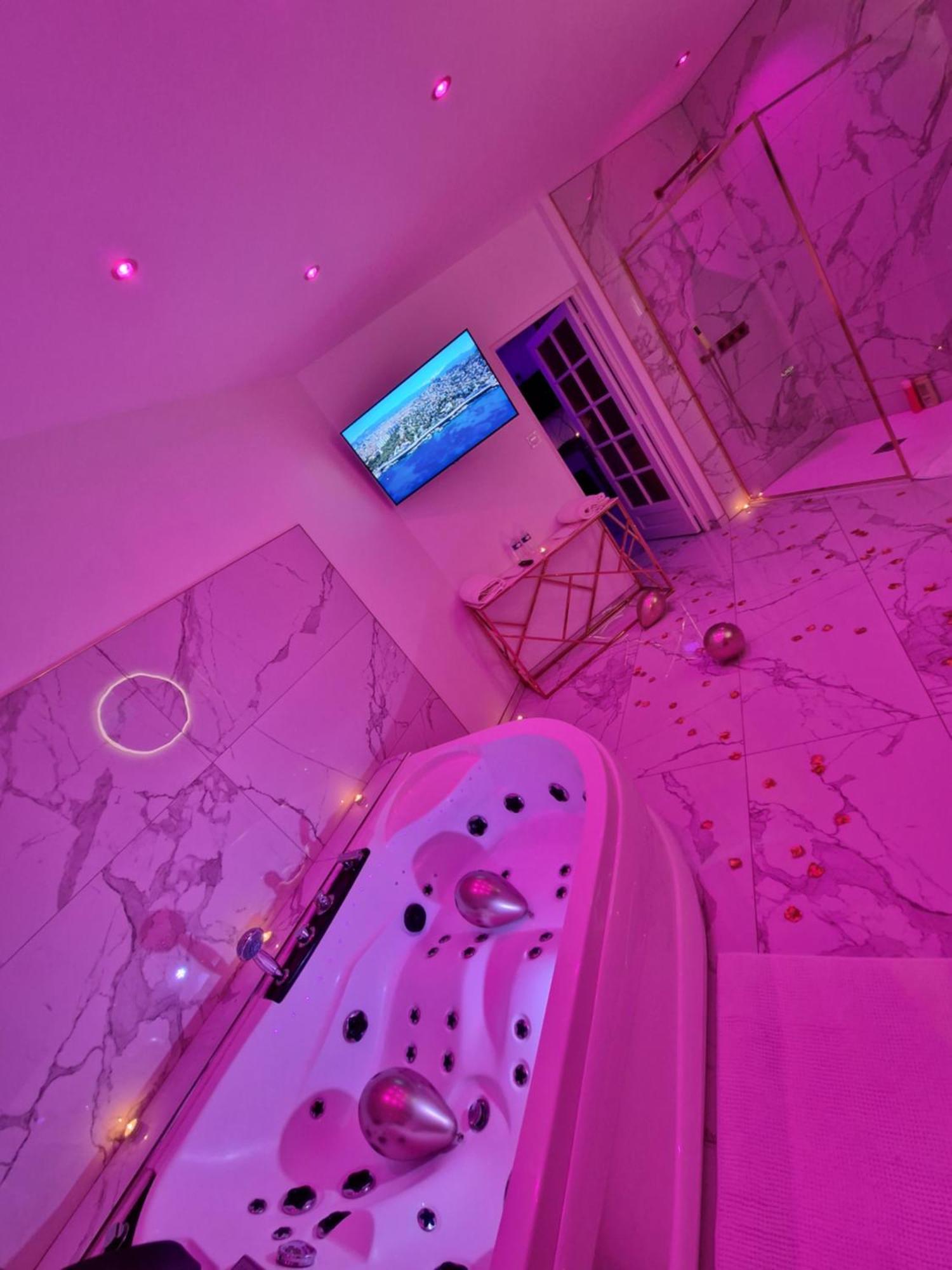Maison Chic Avec Jacuzzi Nogent Sur Oise Yaospa60 المظهر الخارجي الصورة